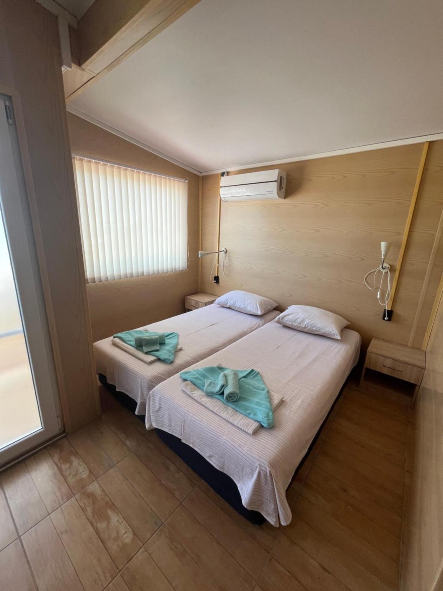 Family Hotel Globus Goldstrand Exterior foto